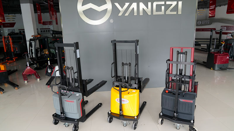 電動叉車的 4 大節(jié)能優(yōu)勢 電動叉車的 4 大節(jié)能優(yōu)勢